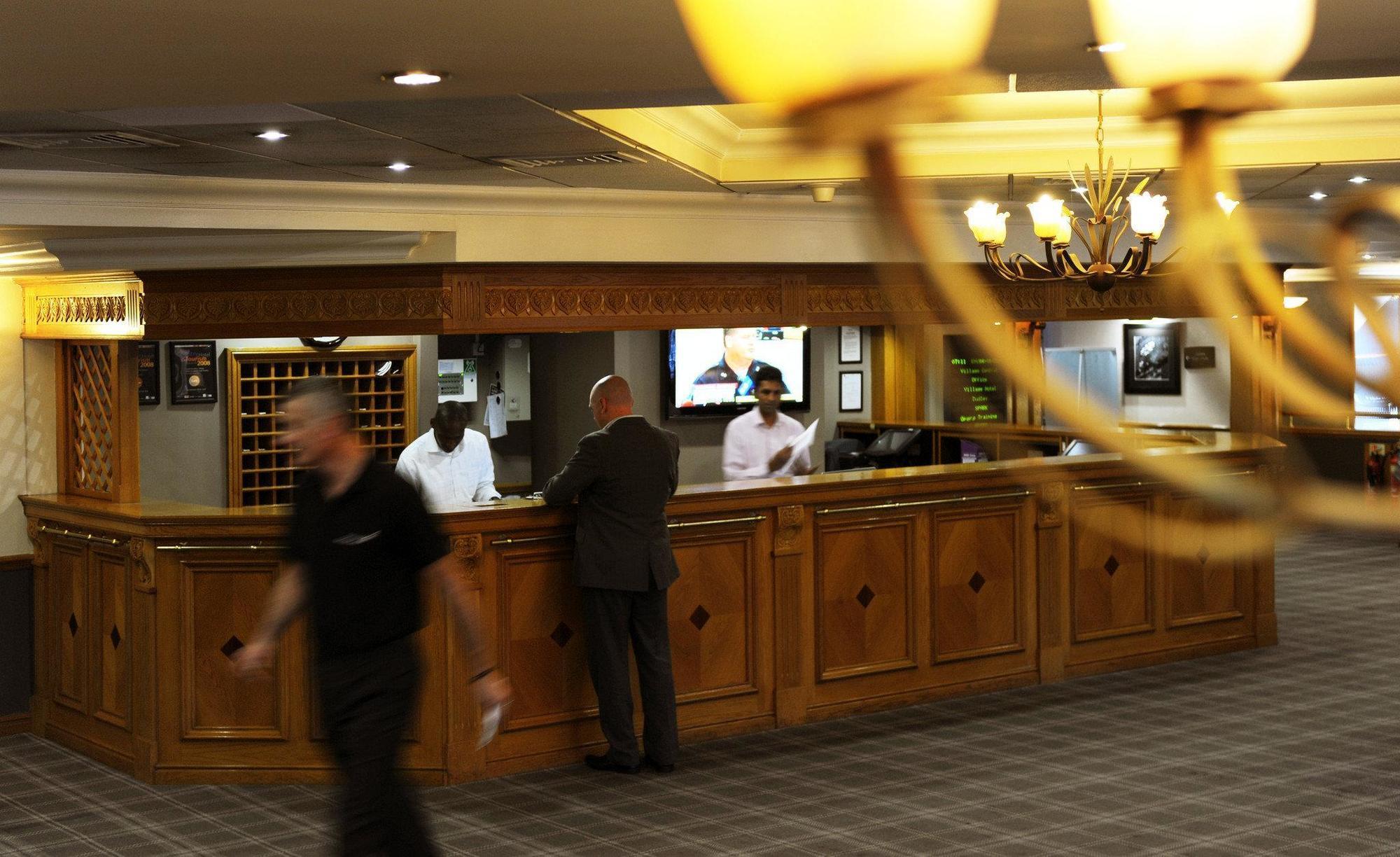 วิลเลจ โฮเทล เบอร์มิงแฮม ดัดลีย์ Hotel ภายนอก รูปภาพ
